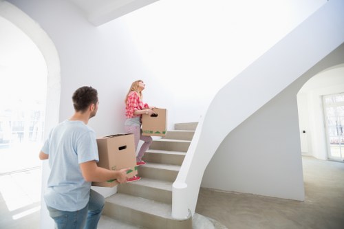 Recycling transfer station handling cardboard and mixed dry waste